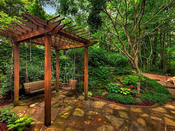 Pergola Garden