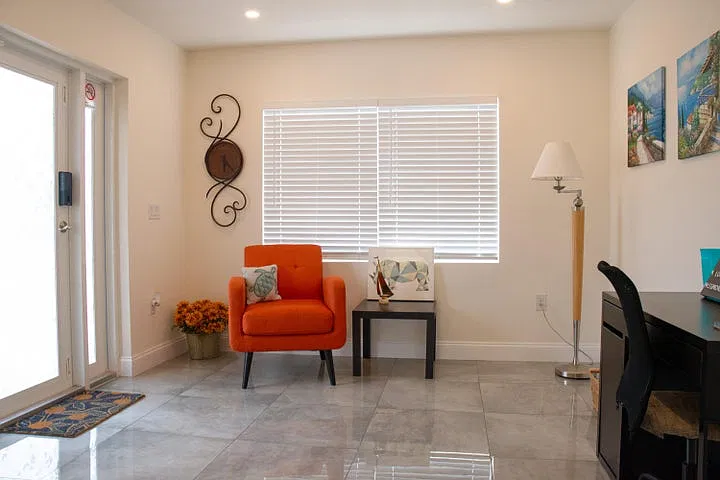 2 bed, 1110 sqft, $2,800 — Photo 4