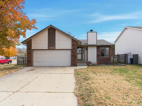 11605 W Binter Ct, Wichita, KS 67212