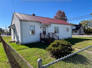 970 Burdette Addition Dr, Pt Pleasant, WV 25550
