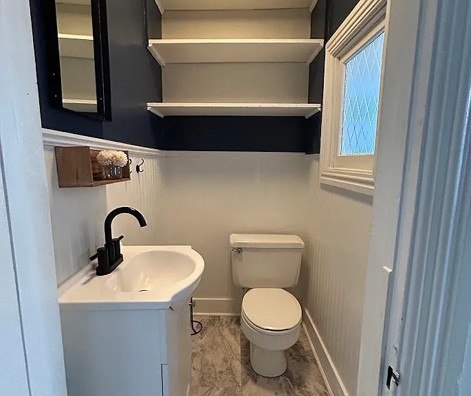 588 E King St — Photo 25