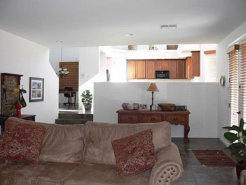 3rd image of 4323 W Faull Dr