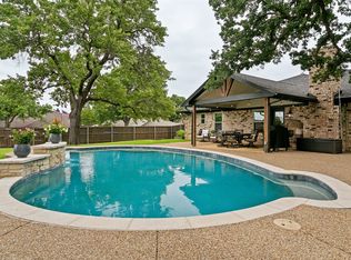 7250 Boca Raton Dr, North Richland Hills, TX 76182