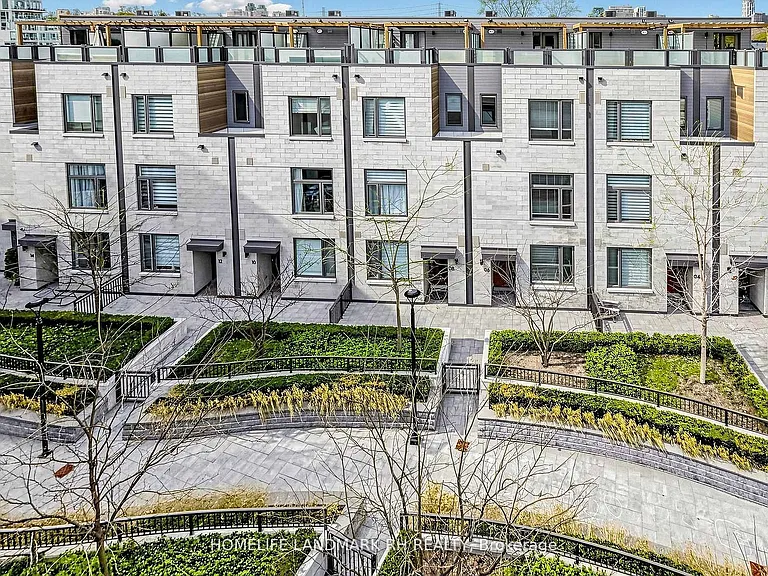 270 Davenport Rd #Townhouse 6 — Photo 37
