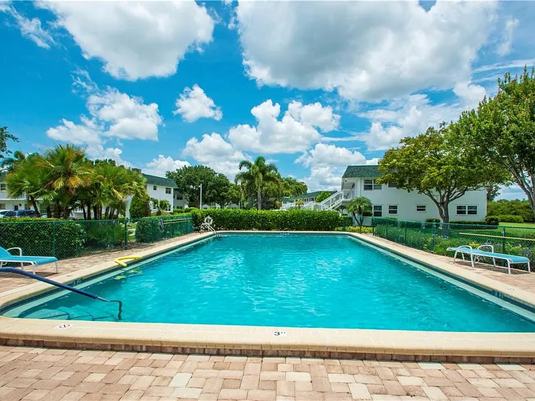 2800 Indian River Blvd #G8 — Photo 30