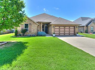 3017 San Juan Trl, Moore, OK 73160