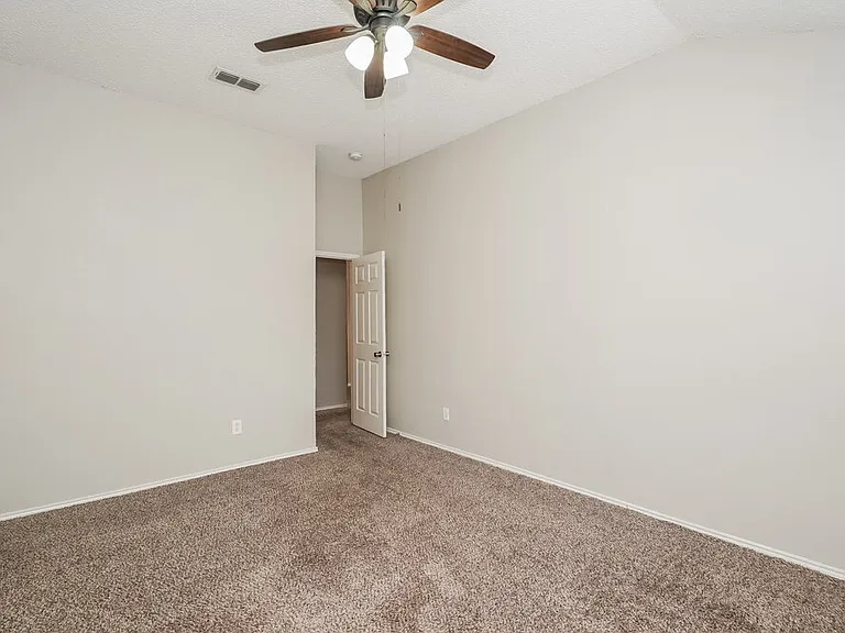 8112 Broken Arrow Rd — Photo 11