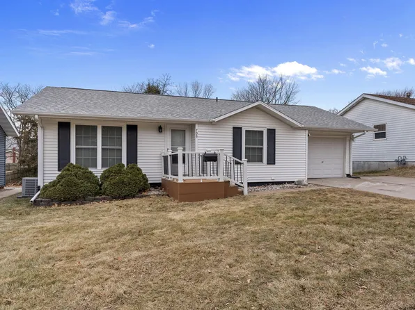 708 Roscoe Ave, Muscatine, IA 52761