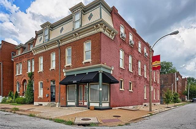 1st image of 2870 McNair Ave #2870