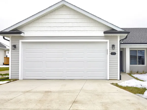 715 Linden St, Carlisle, IA 50047