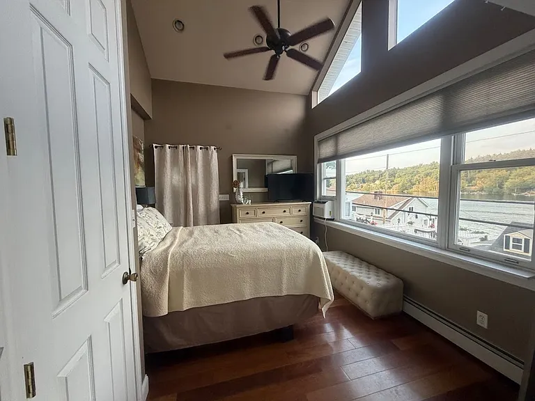 36 Cobbetts Pond Rd — Photo 7