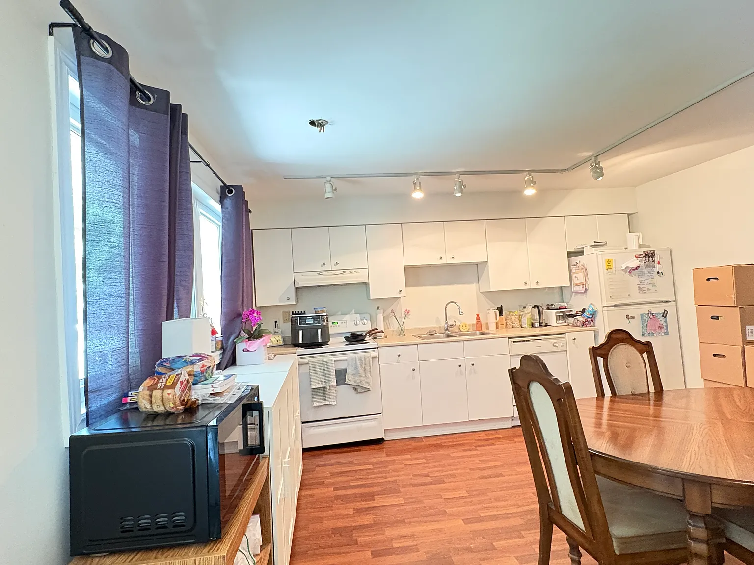 110 Wilson St, Ancaster — Photo 4