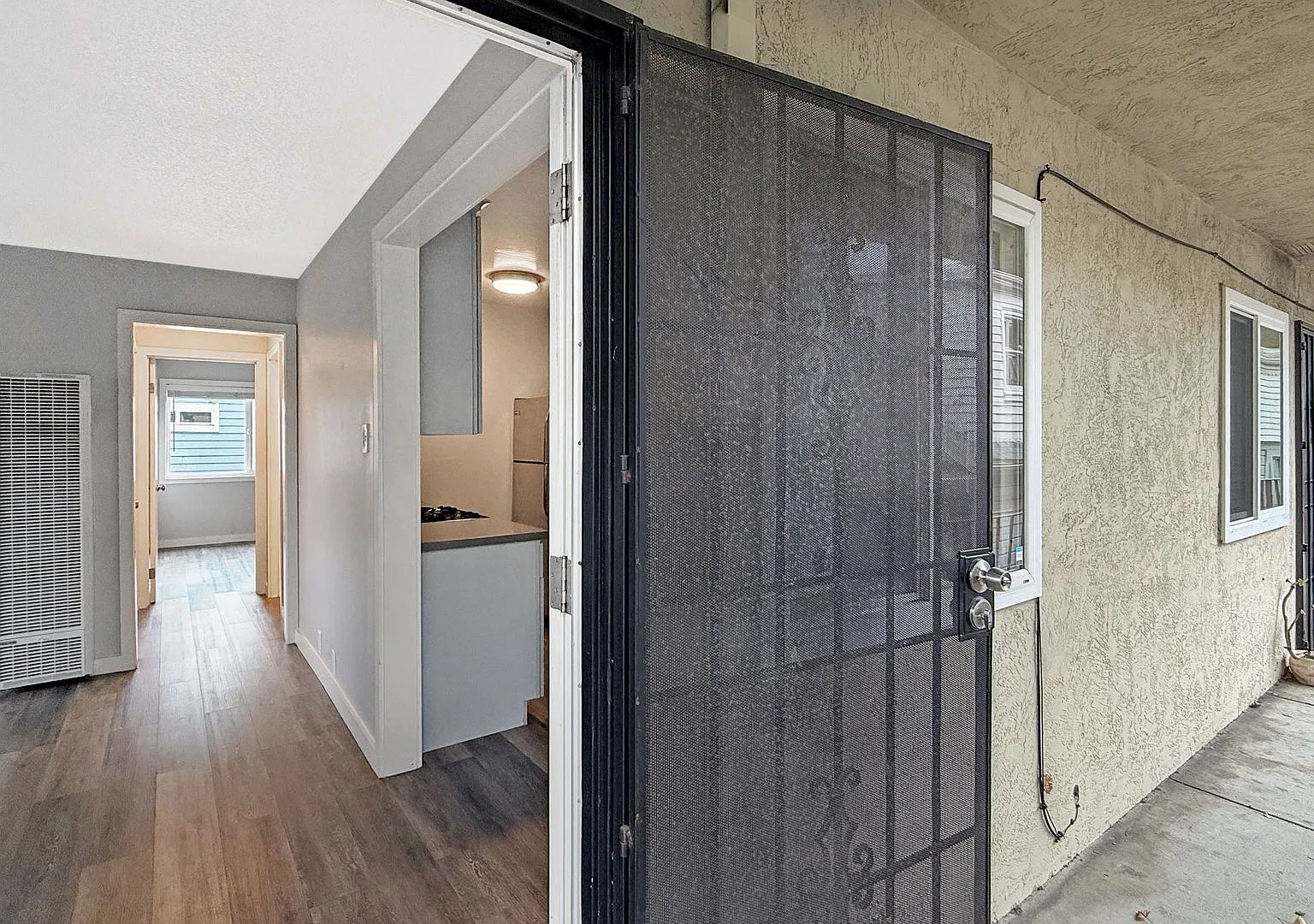 1816Fairview — Photo 1
