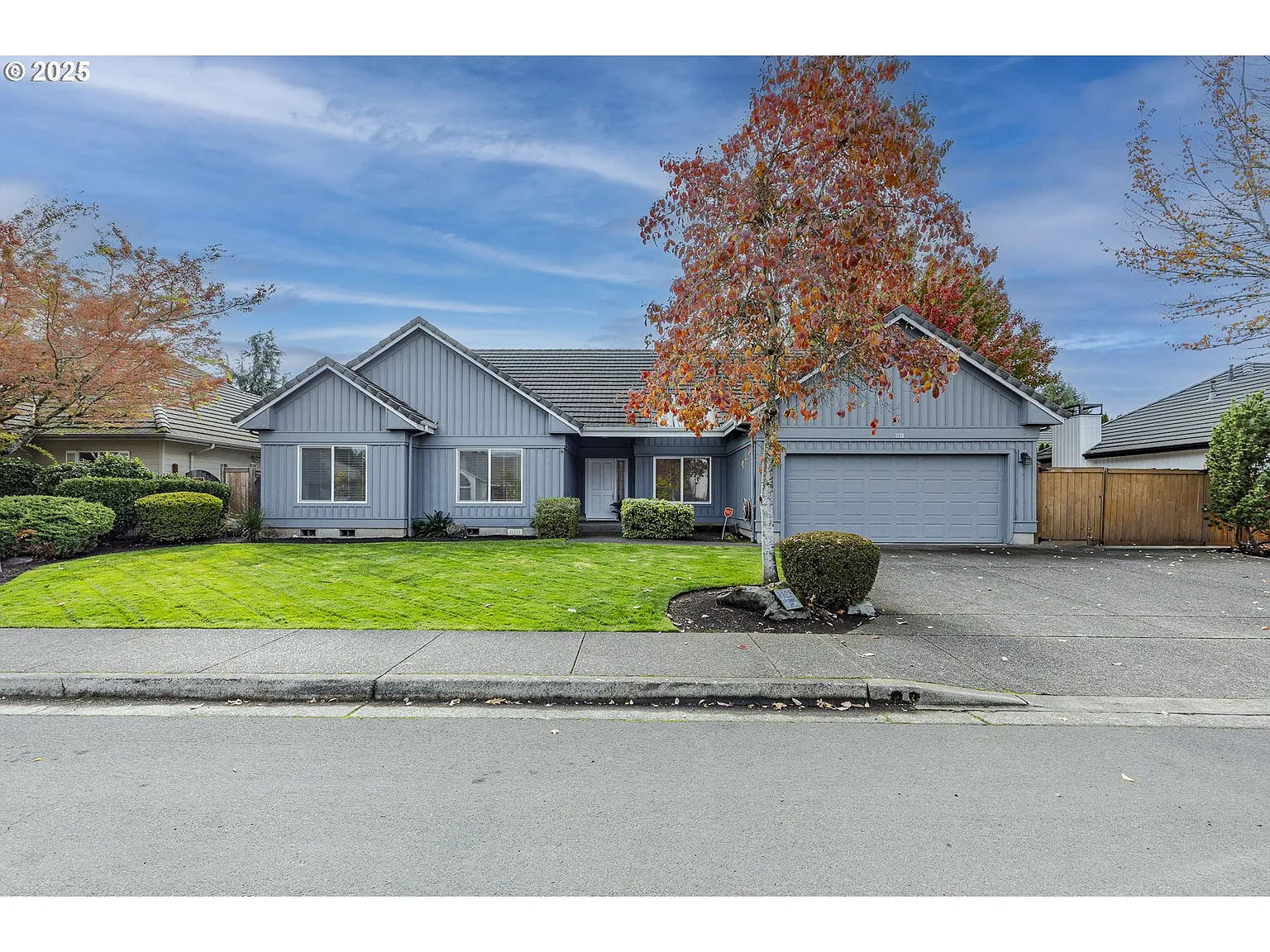 3128 Riverbend Ave photo 1
