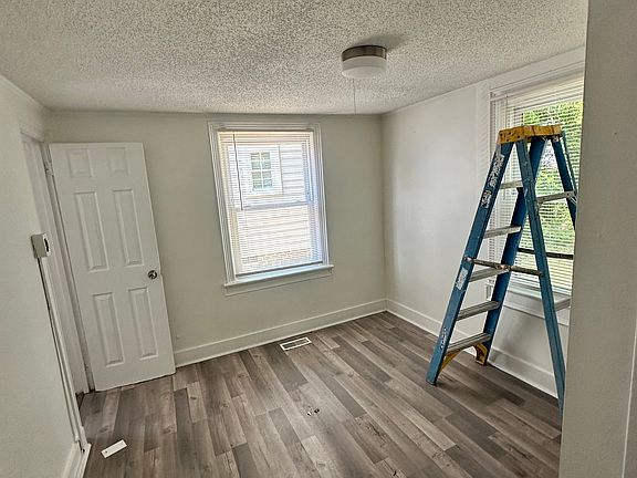 5th image of 2506 Portsmouth Blvd