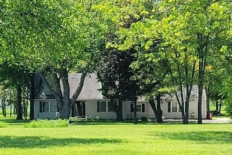 1st image of 7440 S Mote Rd
