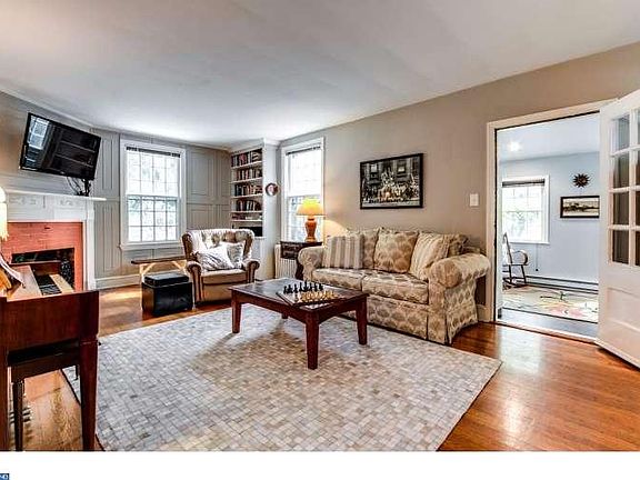 3rd image of 1407 Lore Ave