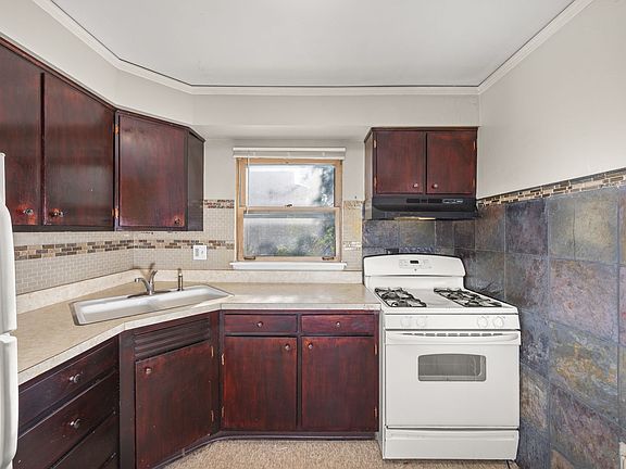 5th image of 5018 W 24th Pl #1R