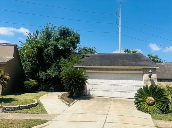 5455 Oakhaven Ln, Houston, TX 77091