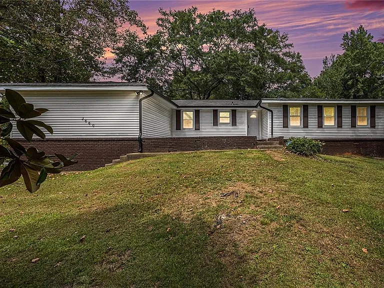 3660 Eagle Woods Cir — Photo 3