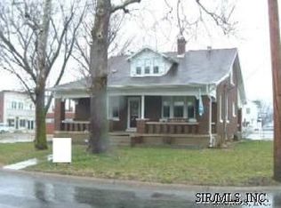 118 N Rapp Ave, Columbia, IL 62236