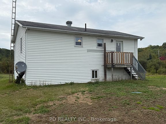 4th image of 1251 Brock Rd