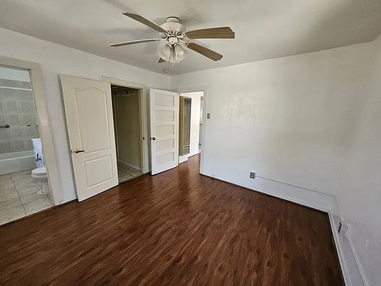 657 W Oliver St — Photo 9