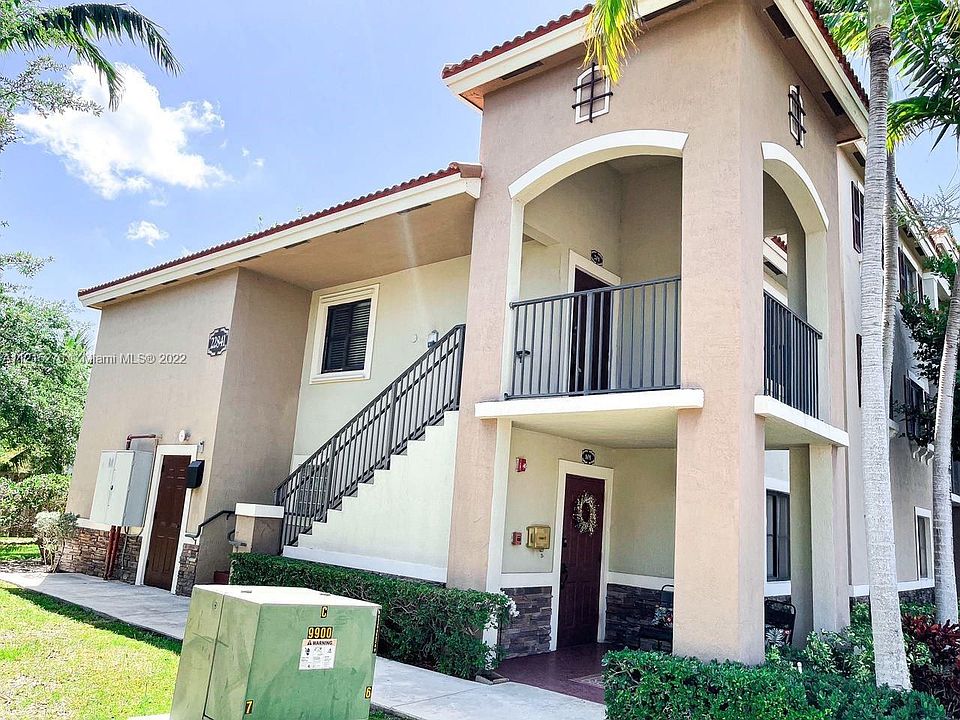 2nd image of 22841 SW 88th Pl Unit 201