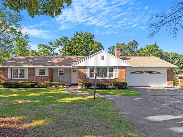 8 Morningside Drive, Laconia, NH 03246