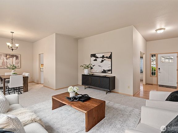 5th image of 15608 156th Place SE