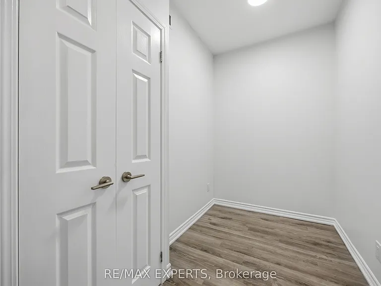 11611 Yonge St #227 — Photo 16