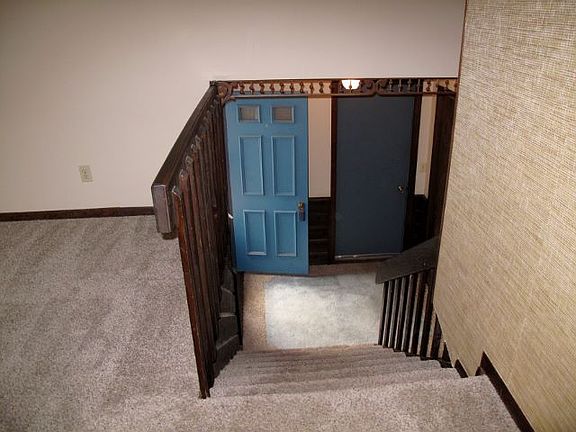 5th image of 1208 Jackson Ave