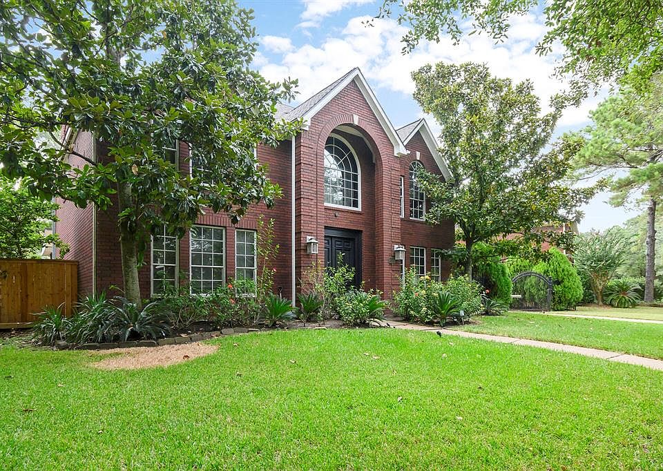 1st image of 4519 Colony Hills Dr