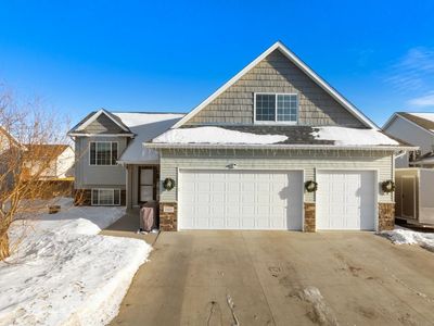 1600 28th St NW, Minot, ND, 58703