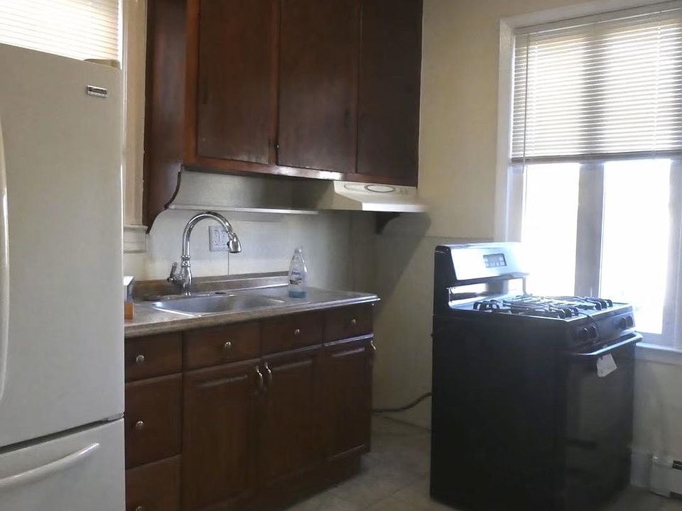 1st image of 8727 24th Ave Floor 2