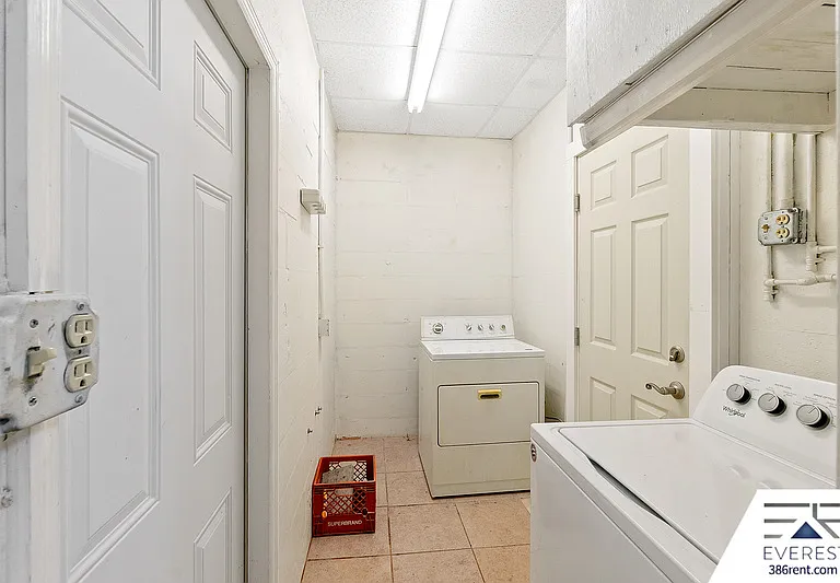 618 S Lanvale Ave — Photo 37