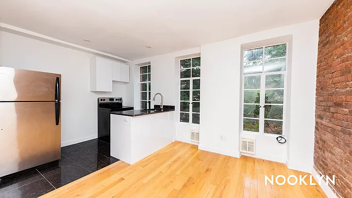 Rented by Nooklyn NYC LLC | media 12