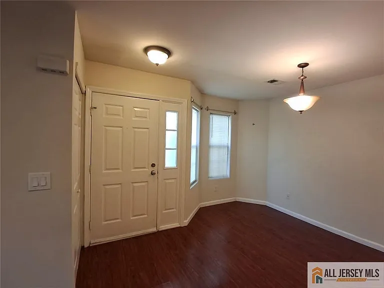1209 Harbor Club Dr — Photo 17