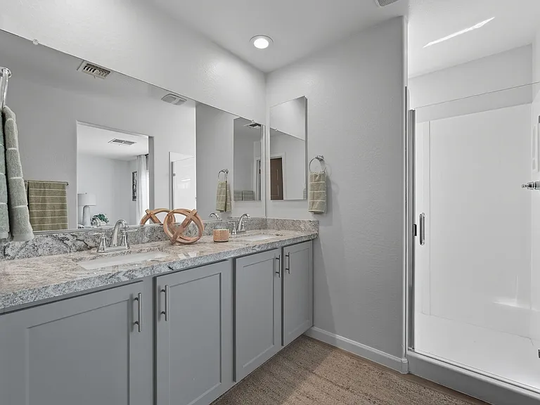 BB Living Val Vista — Photo 20