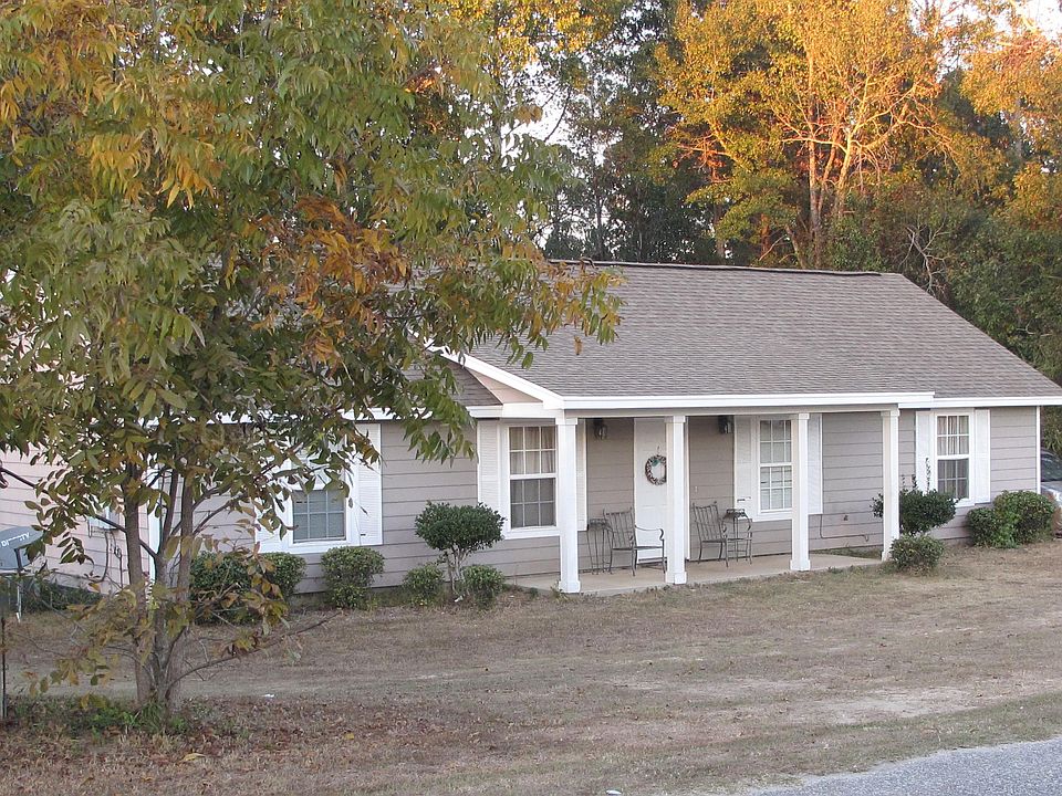 2nd image of 71 Lee Road 616