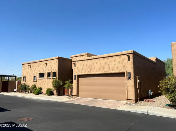 9454 E Lanterra Ct, Tucson, AZ 85710