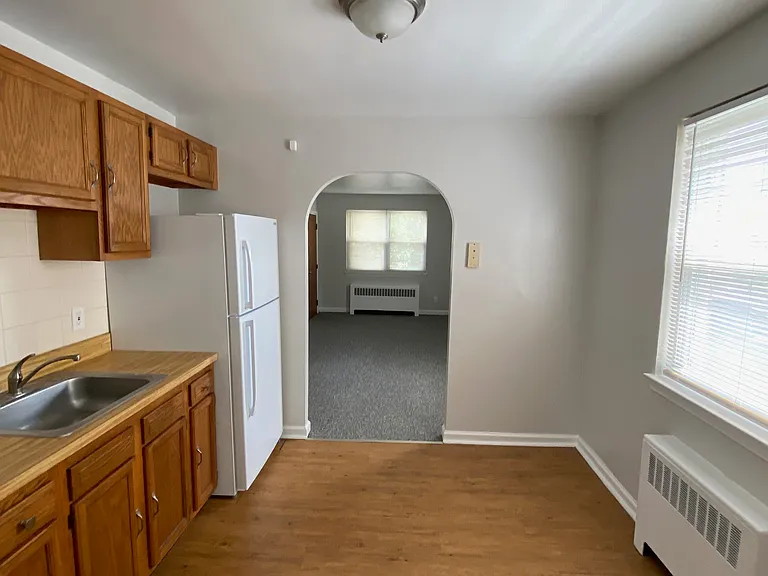 1128 Faunce St #1 — Photo 5