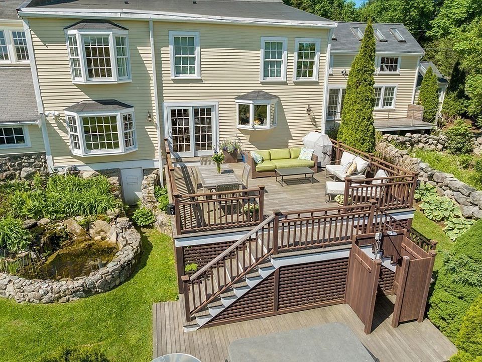 208 Newton St, Weston, MA 02493 Zillow