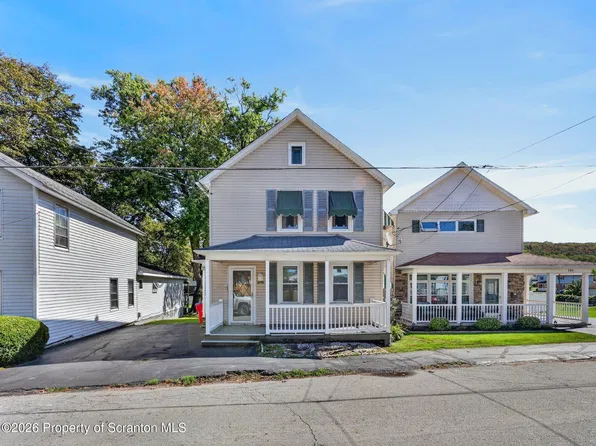 143 S Church St, Carbondale, PA 18407