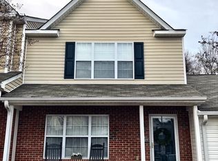 1119 Knotty Hill Dr, Rock Hill, SC 29732