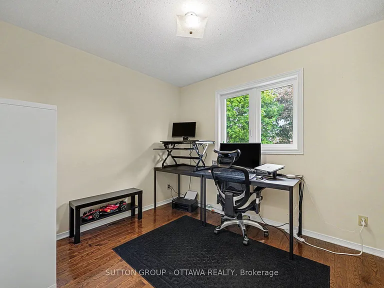 57 Constable St — Photo 25