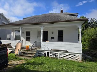 71 Hevey St, Lewiston, ME 04240