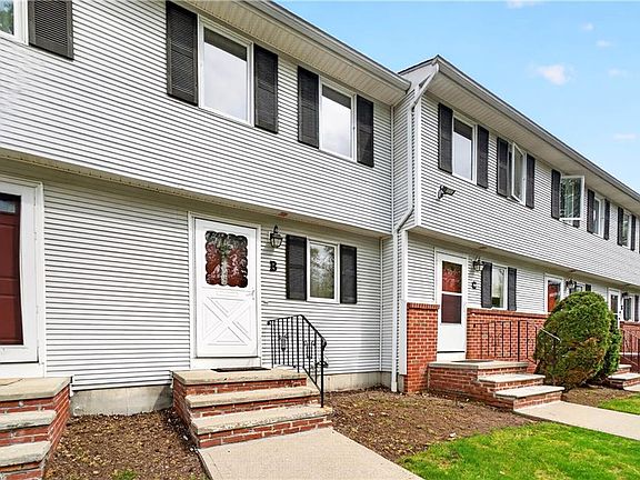 2nd image of 39 Dale Ave APT B