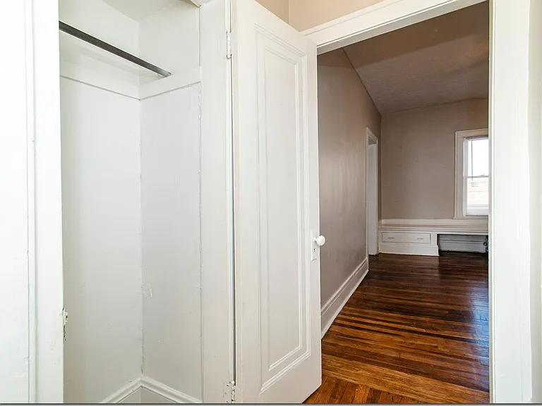 17001 Madison Ave — Photo 9