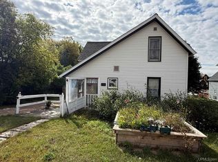726 N Lincoln Dr, Hancock, MI 49930